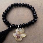 Bracciale con fiore vero di erodium Bracciale con fiore vero di erodium